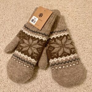 Tan Knit Snowflake Mittens